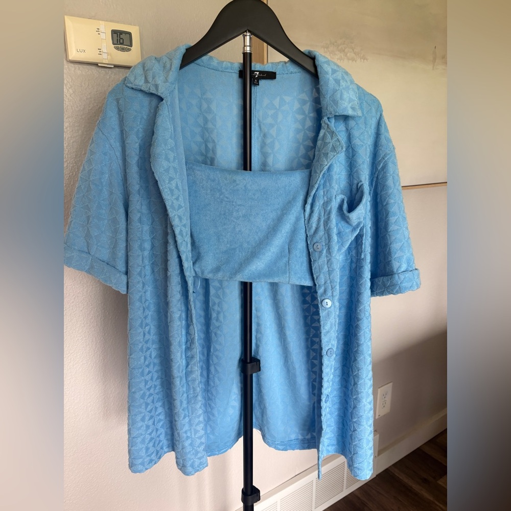 Light Blue Textured Three-Piece Lounge Set